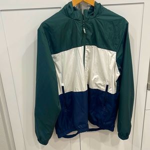 NIKE SHIELD WINDBREAKER